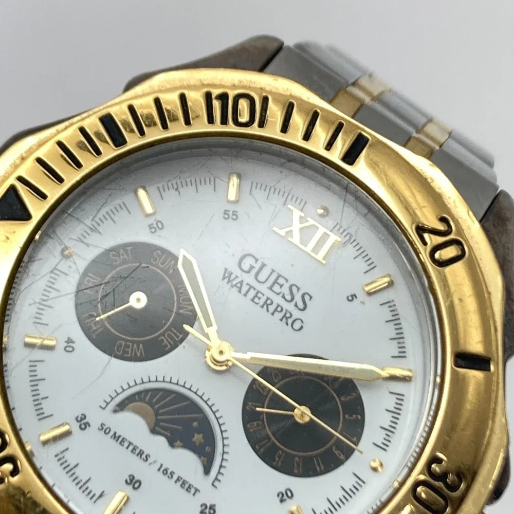 Guess Waterpro Men's Watch Sun Moon 39mm Gold Silver Tone Day Date New Battery